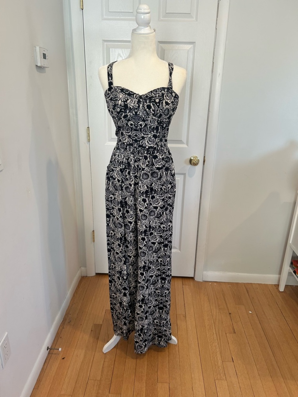 A&F Black & White Floral Print Wide-Leg Jumpsuit lightly padded in cups